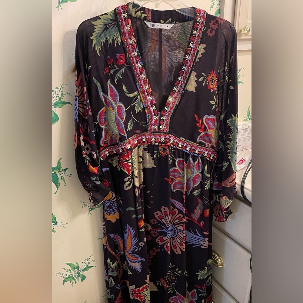Zara midi dress. New - never worn